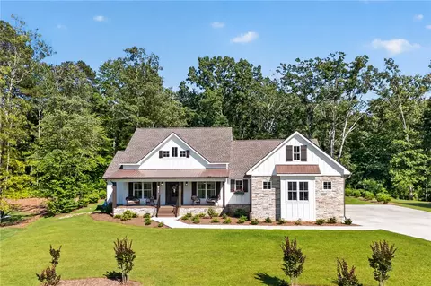 921 Falling Waters Ln, Seneca, SC 29672