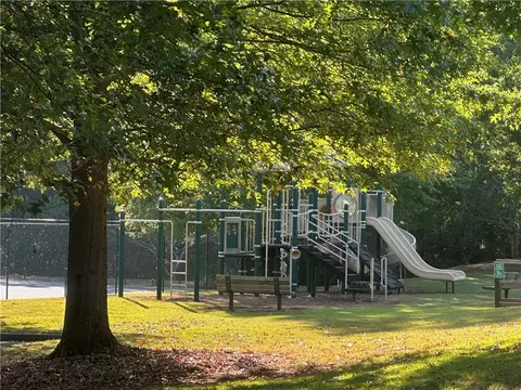1408 Hanover Dr, Westminster, SC 29693 photo 10