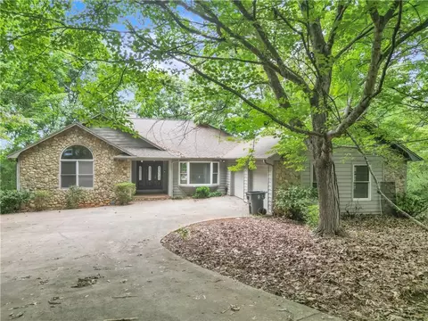 149 Inlet Pointe Dr, Anderson, SC 29625