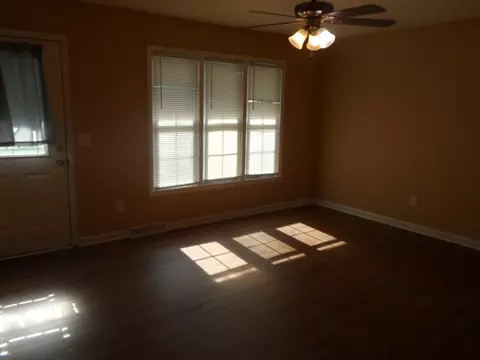2011 Forest Dr, Seneca, SC 29672 photo 9