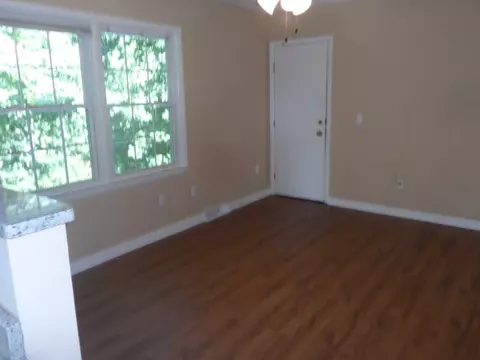 2011 Forest Dr, Seneca, SC 29672 photo 7