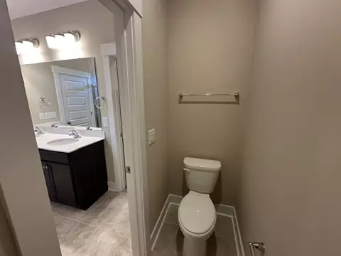 Bath - 110 Arbor View Ln, Central, SC 29630 photo 2 of 4