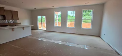 Living - 260 Brown Cir, Easley, SC 29642 photo 1 of 3