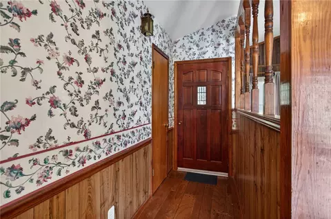 Entry Way - 112 Holliday Ln, Pendleton, SC 29670 photo 1 of 2