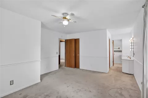 Bedroom - 112 Holliday Ln, Pendleton, SC 29670 photo 4 of 8
