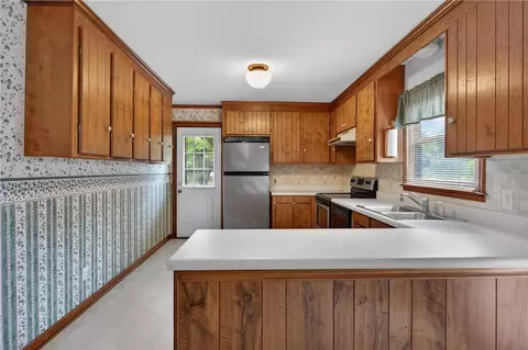 Kitchen - 112 Holliday Ln, Pendleton, SC 29670 photo 1 of 5