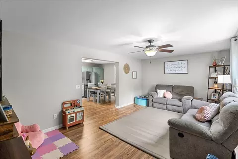 Living - 116 Jamlette Dr, Walhalla, SC 29691 photo 1 of 1