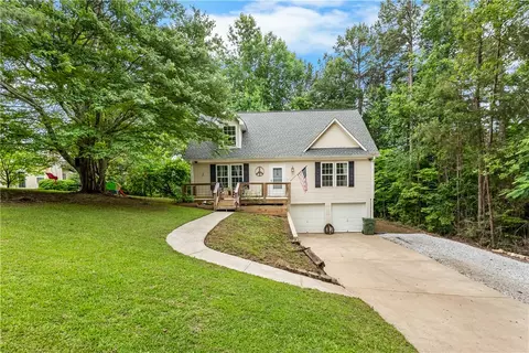 116 Jamlette Dr, Walhalla, SC 29691