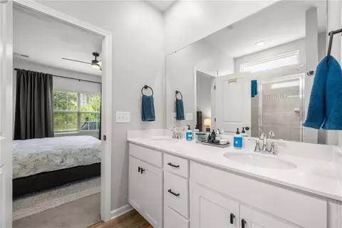 Bath - 508 Brasstown Ct, Pendleton, SC 29670 photo 1 of 3