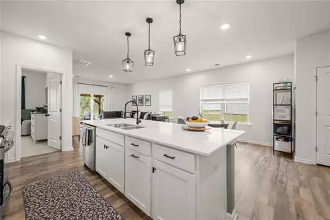 Entry Way - 508 Brasstown Ct, Pendleton, SC 29670 photo 3 of 11