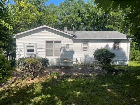 303 Butler St, Westminster, SC 29693