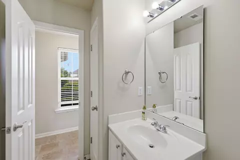 105 Eagles View Ct, Easley, SC 29642 photo 9