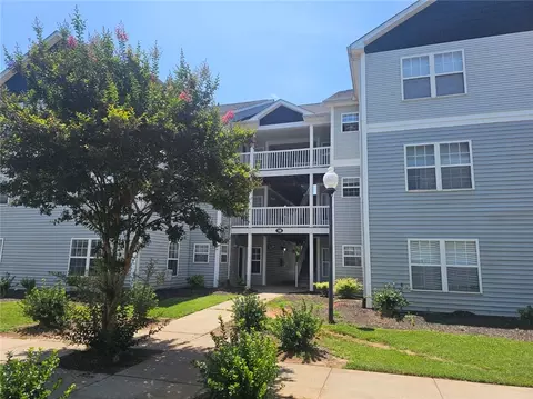 188 University Village Dr #L, Central, SC 29630