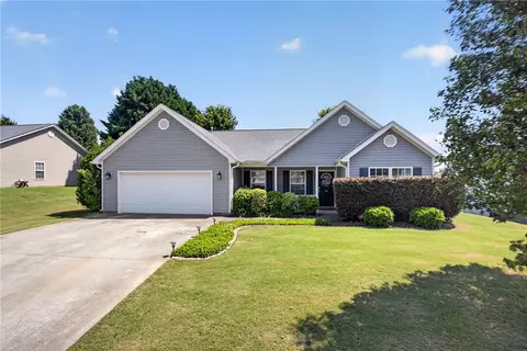 113 Baltic Ave, Anderson, SC 29621