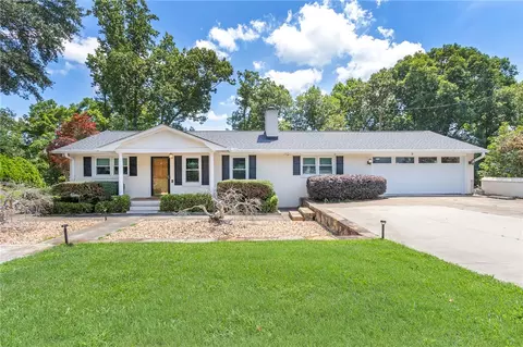 318 Bertha Dr, Anderson, SC 29625