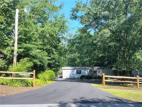 451 N Leroy Rd, Seneca, SC 29672