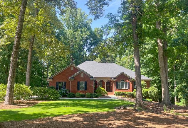 1231 Stillwater Dr, Seneca, SC 29672