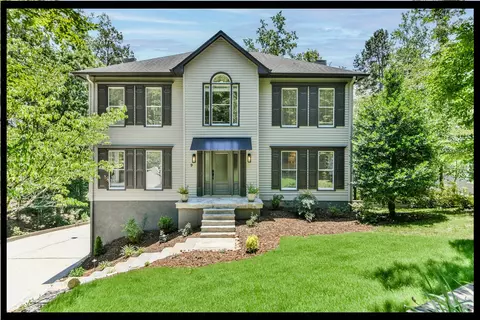 9 Rip Tide Ct, Salem, SC 29676