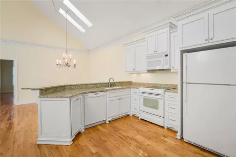 Kitchen - 16 Oleander Dr, Anderson, SC 29621 photo 1 of 4