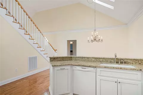 Kitchen - 16 Oleander Dr, Anderson, SC 29621 photo 3 of 4