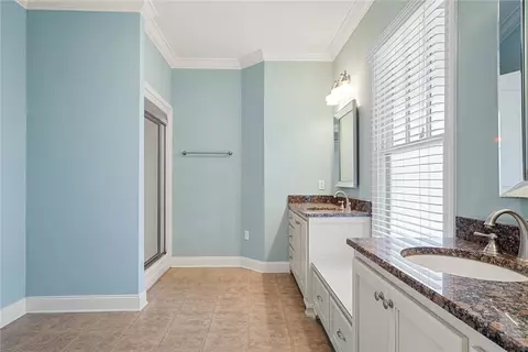 Bath - 16 Oleander Dr, Anderson, SC 29621 photo 3 of 5