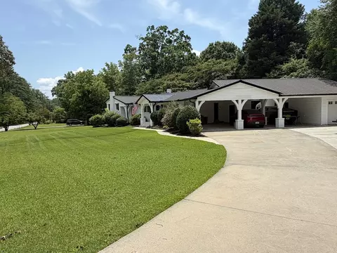 405 Playground Rd, Walhalla, SC 29691 photo 4