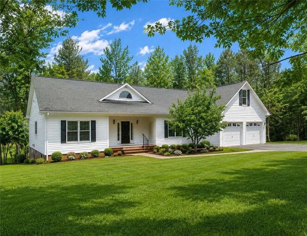 206 Petty Rd, Seneca, SC 29672