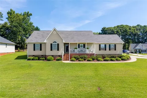 223 Harrington Dr, Anderson, SC 29625