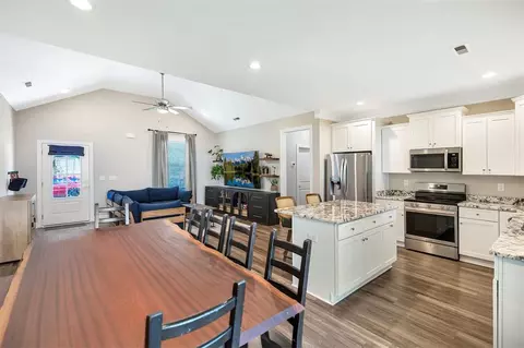 Other - 415 Thompson St, Pendleton, SC 29670 photo 5 of 11