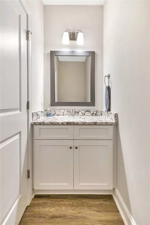 Bath - 415 Thompson St, Pendleton, SC 29670 photo 1 of 5