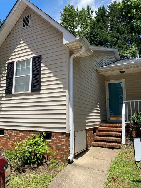 406 N Pointe Crk, Anderson, SC 29625