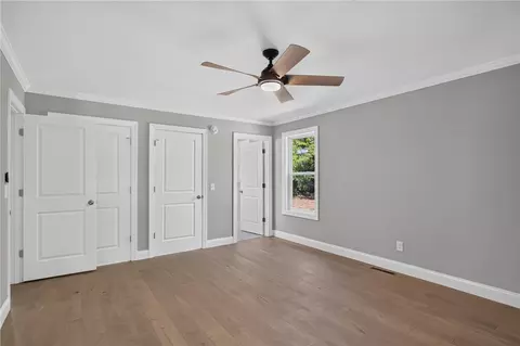 Bedroom - 712 Beech Dr, Seneca, SC 29678 photo 4 of 8