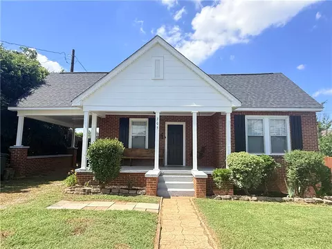 205 E South 5th St, Seneca, SC 29678