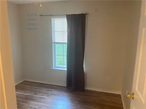 756 Maple Dr, Greer, SC 29651 photo 4