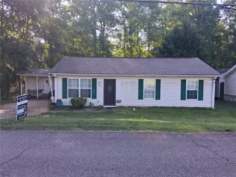 756 Maple Dr, Greer, SC 29651