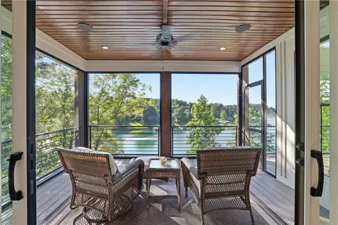 Exterior - 305 Harbor Dr, Seneca, SC 29678 photo 5 of 12