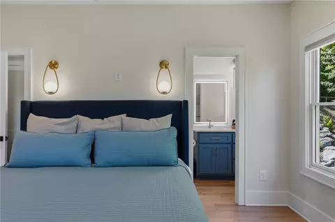 Bedroom - 305 Harbor Dr, Seneca, SC 29678 photo 3 of 7
