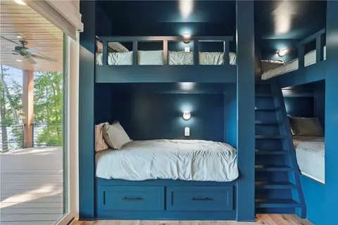 Bedroom - 305 Harbor Dr, Seneca, SC 29678 photo 5 of 7