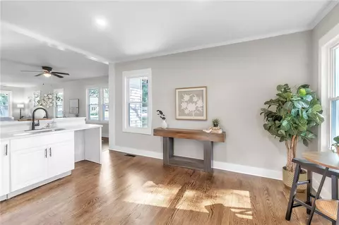 Entry Way - 301 Anderson St, Pelzer, SC 29669 photo 2 of 3