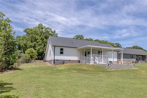Exterior - 1719 Gerrard Rd, Anderson, SC 29625 photo 2 of 13