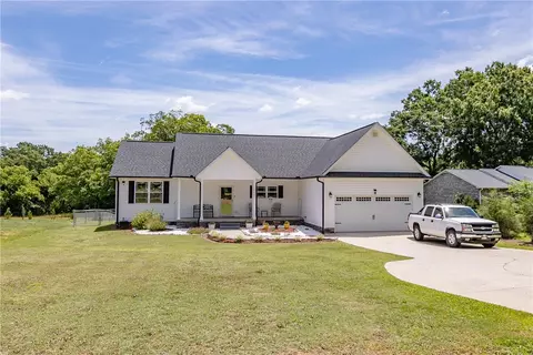 1719 Gerrard Rd, Anderson, SC 29625 photo 1