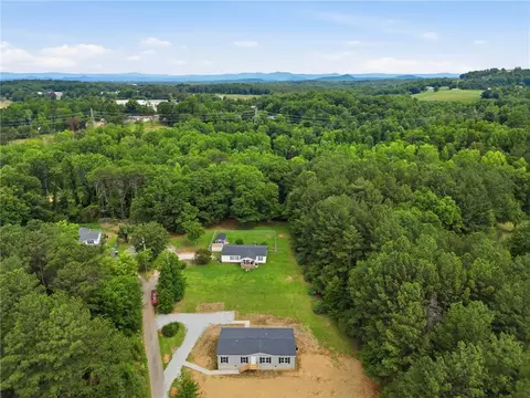 104 Tomahawk Dr, Easley, SC 29640 photo 34