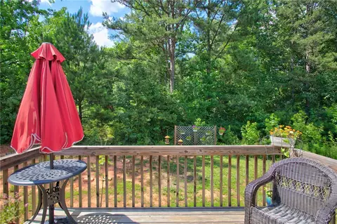 Exterior - 405 Pawnee Dr, Walhalla, SC 29691 photo 3 of 8