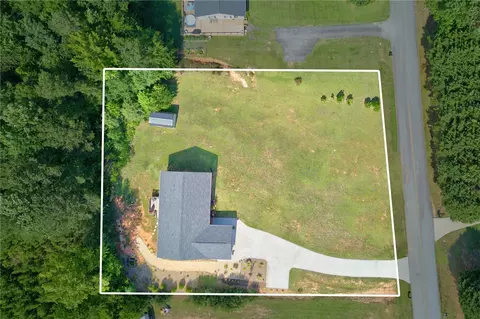 View/Area - 405 Pawnee Dr, Walhalla, SC 29691 photo 5 of 5