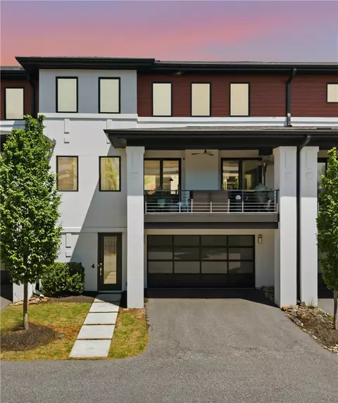 4 Calhoun Hill Way, Greenville, SC 29601
