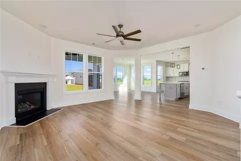 Living - 134 Ridgeline Row, Central, SC 29630 photo 3 of 5