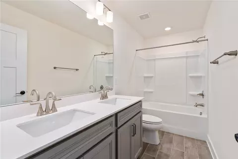 Bath - 134 Ridgeline Row, Central, SC 29630 photo 6 of 6