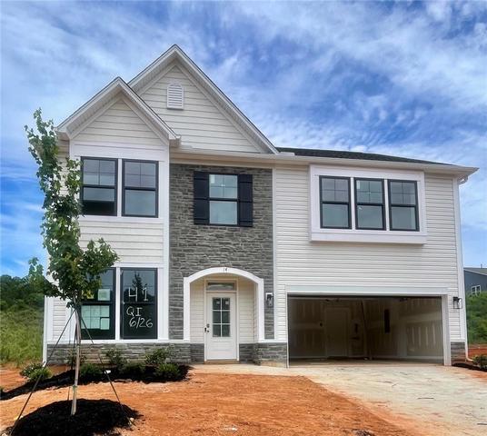 14 Gateway Dr, Central, SC 29630