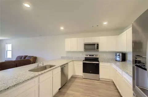 Kitchen - 408 Chadwick Ln, Walhalla, SC 29691 photo 2 of 3