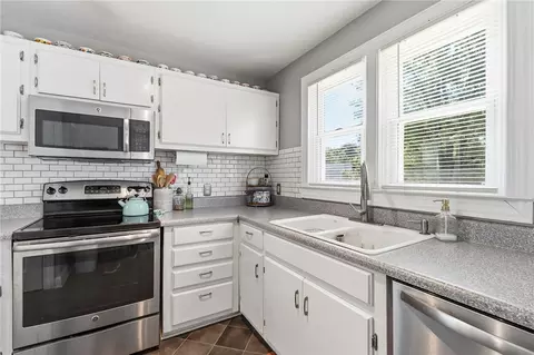 108 Tarrant St, Central, SC 29630 photo 17
